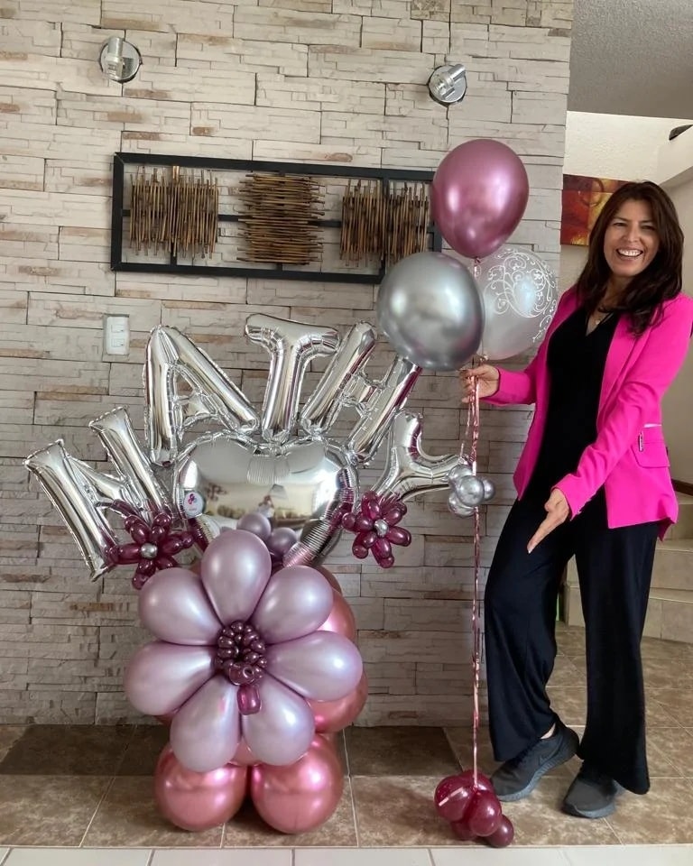 ANA MERCEDES SALAZAR DECORACION CON GLOBOS